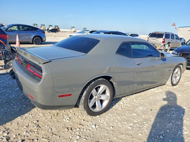 Photo 3 from auction – 2017 DODGE CHALLENGER with VIN 2C3CDZAG8HH501537
