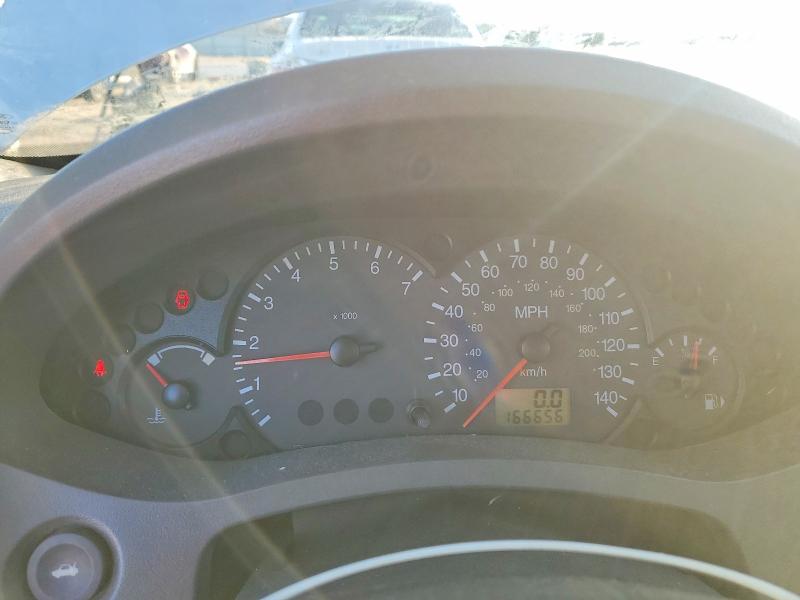 Photo 9 from auction – 2005 FORD FOCUS with VIN 1FAHP34N25W282254