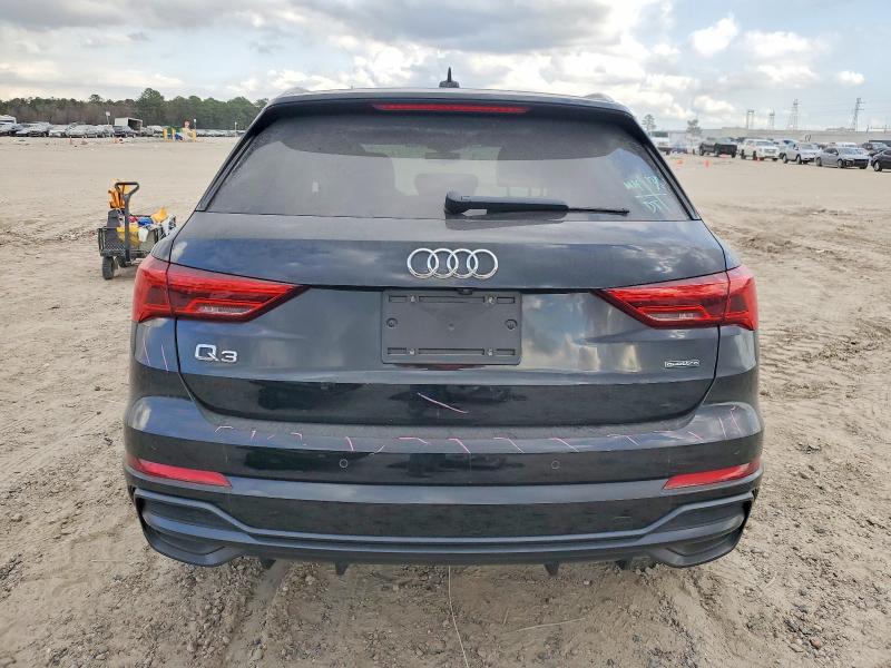 Photo 6 from auction – 2020 AUDI Q3 PREMIUM with VIN WA1DECF32L1064362