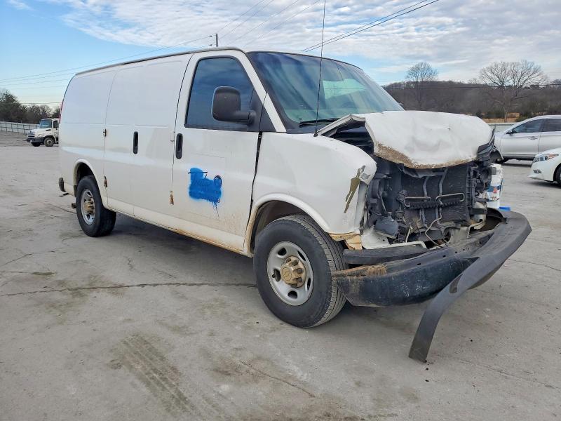 Photo 4 from auction – 2011 CHEVROLET EXPRESS G2 with VIN 1GCWGFBA3B1155220