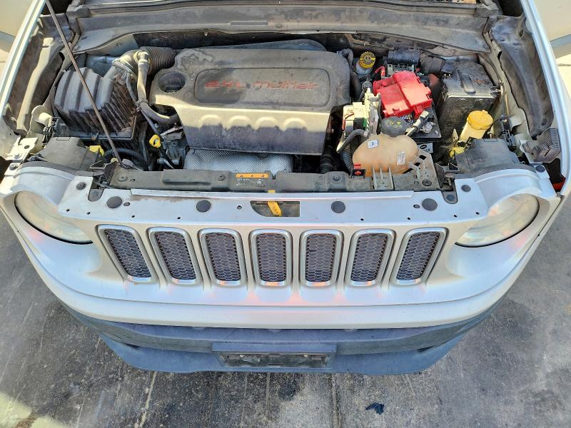 Photo 12 from auction – 2018 JEEP RENEGADE with VIN ZACCJADB7JPH15333
