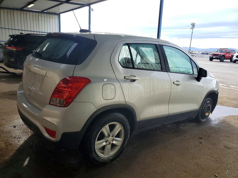 Photo 3 from auction – 2020 CHEVROLET TRAX LS with VIN 3GNCJKSB2LL131126