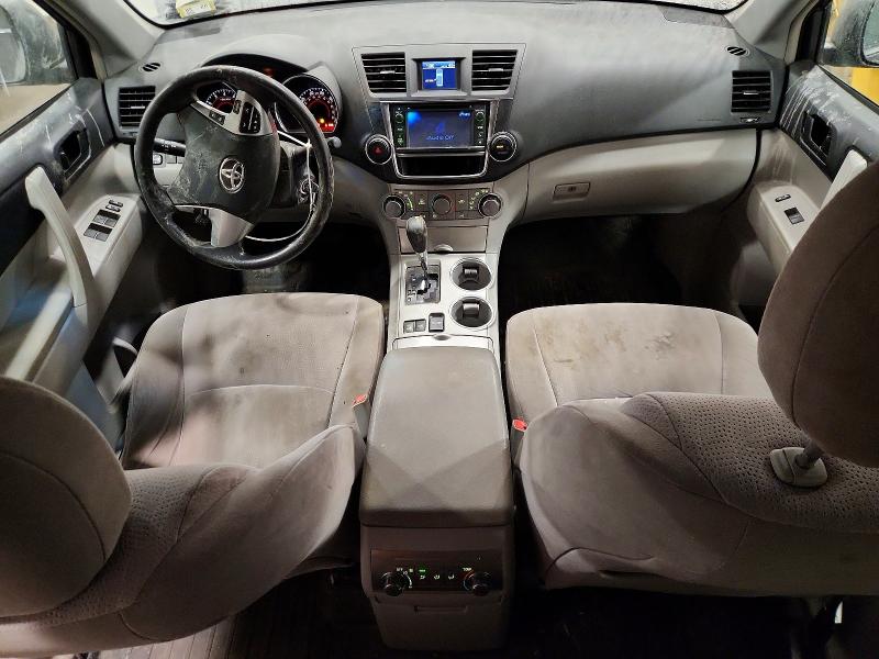 Photo 8 from auction – 2013 TOYOTA HIGHLANDER with VIN 5TDBK3EH1DS203078