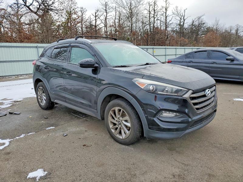 Photo 4 from auction – 2016 HYUNDAI TUCSON LIM with VIN KM8J3CA45GU253201