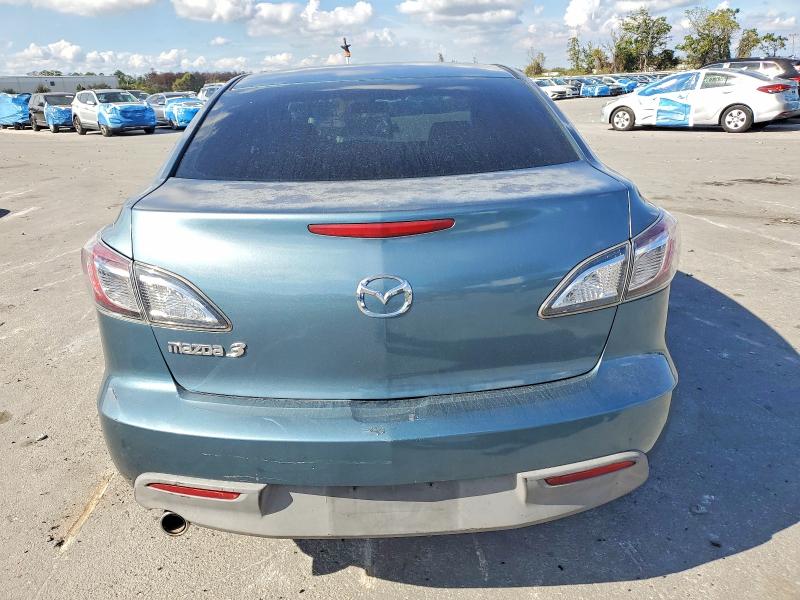 Photo 6 from auction – 2011 MAZDA 3 I with VIN JM1BL1VF4B1446507
