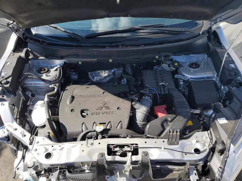 Photo 12 from auction – 2025 MITSUBISHI OUTLANDER with VIN JA4ARUAU6SU006846