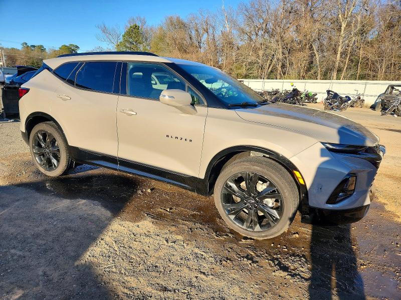 Photo 4 from auction – 2021 CHEVROLET BLAZER with VIN 3GNKBERS5MS560932