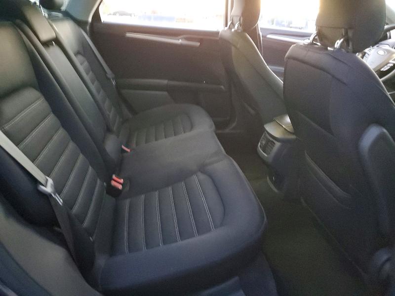 Photo 10 from auction – 2013 FORD FUSION SE with VIN 3FA6P0HR8DR303550