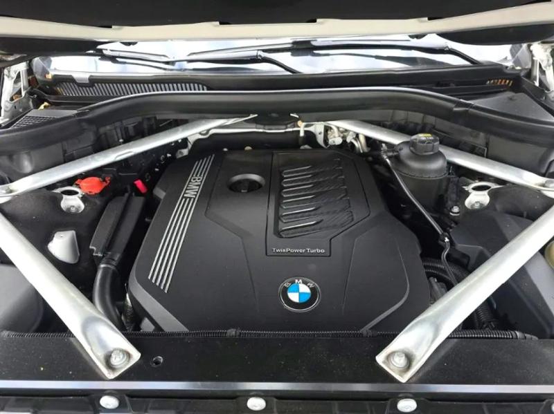 Photo 7 from auction – 2019 BMW X7 XDRIVE4 with VIN 5UXCW2C57KL082663