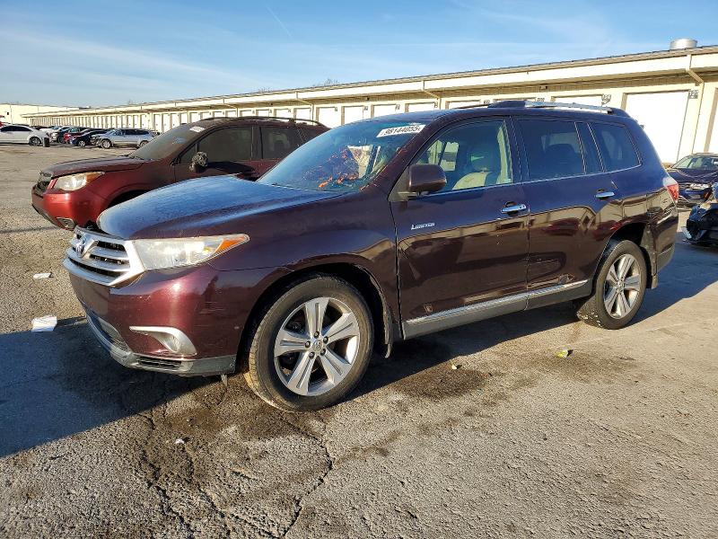 TOYOTA HIGHLANDER 2013 with VIN 5TDDK3EH9DS247371 - Photo from auction