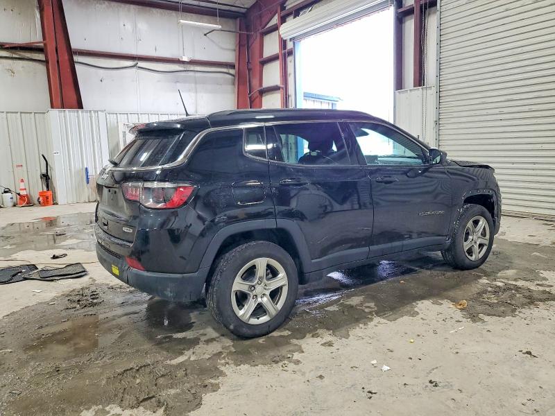 Photo 3 from auction – 2024 JEEP COMPASS with VIN 3C4NJDBN8RT105341