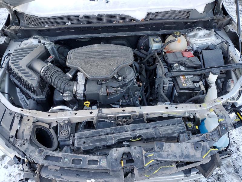 Photo 11 from auction – 2019 CHEVROLET BLAZER with VIN 3GNKBHRS3KS590445