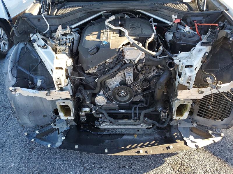 Photo 11 from auction – 2015 BMW X5 with VIN 5UXKR0C57F0K70971