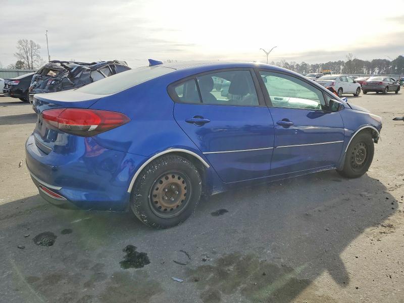 Photo 3 from auction – 2018 KIA FORTE with VIN 3KPFL4A71JE174897