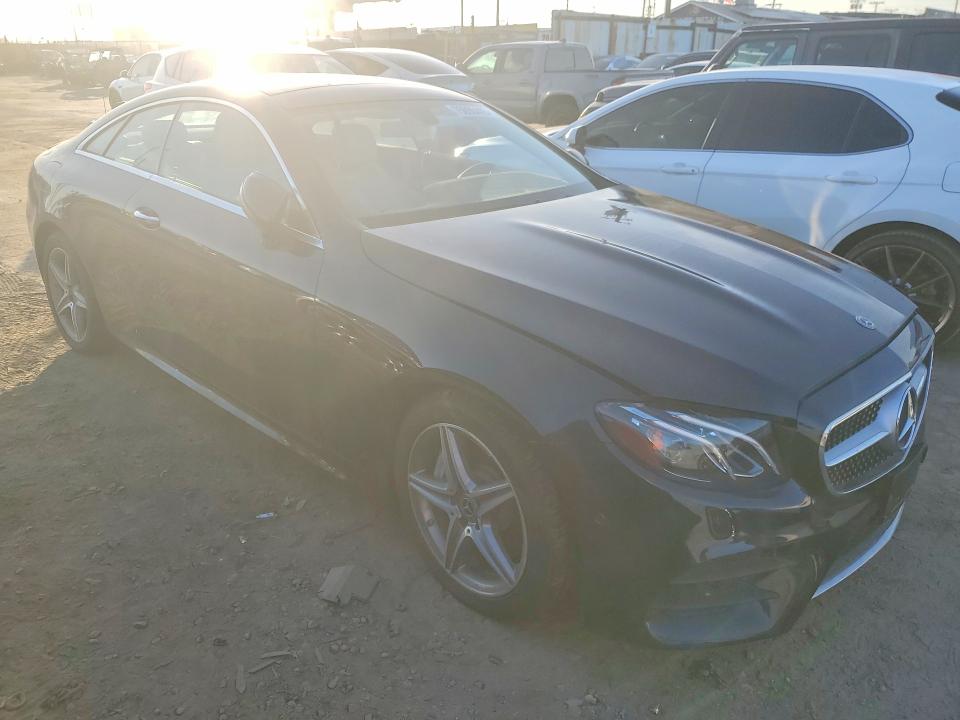 Photo 4 from auction – 2018 MERCEDES-BENZ E 400 with VIN WDD1J6FB5JF024201