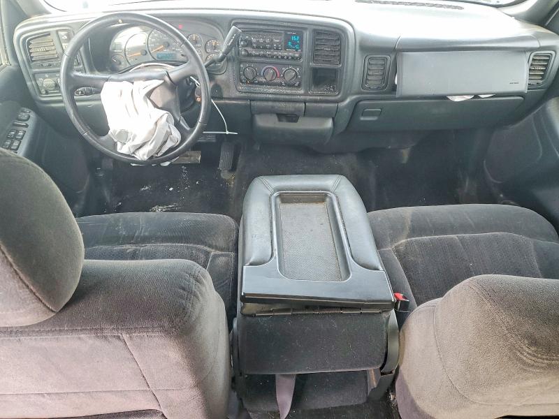 Photo 8 from auction – 2002 CHEVROLET SILVERADO with VIN 1GCHK23U92F199718