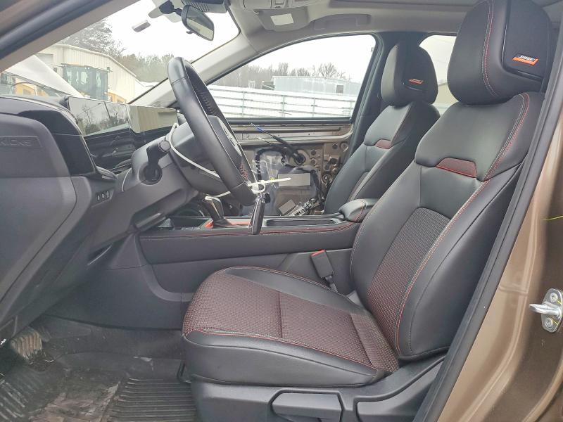 Photo 7 from auction – 2025 NISSAN KICKS with VIN 3N8AP6DC7SL383758