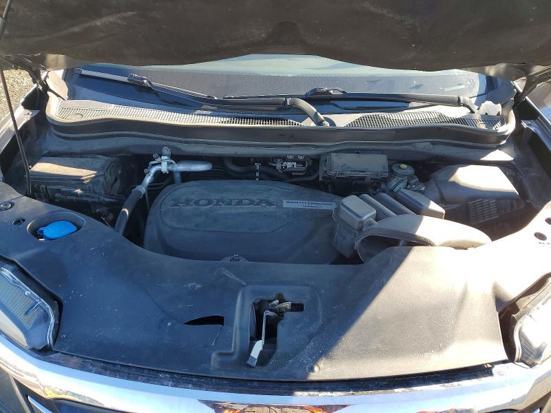 Photo 12 from auction – 2018 HONDA PILOT with VIN 5FNYF5H15JB014782