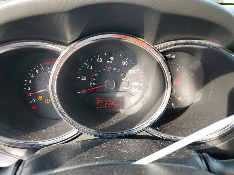 Photo 9 from auction – 2011 KIA SORENTO with VIN 5XYKT3A16BG045482