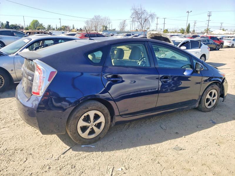 Photo 3 from auction – 2013 TOYOTA PRIUS with VIN JTDKN3DU4D1634789