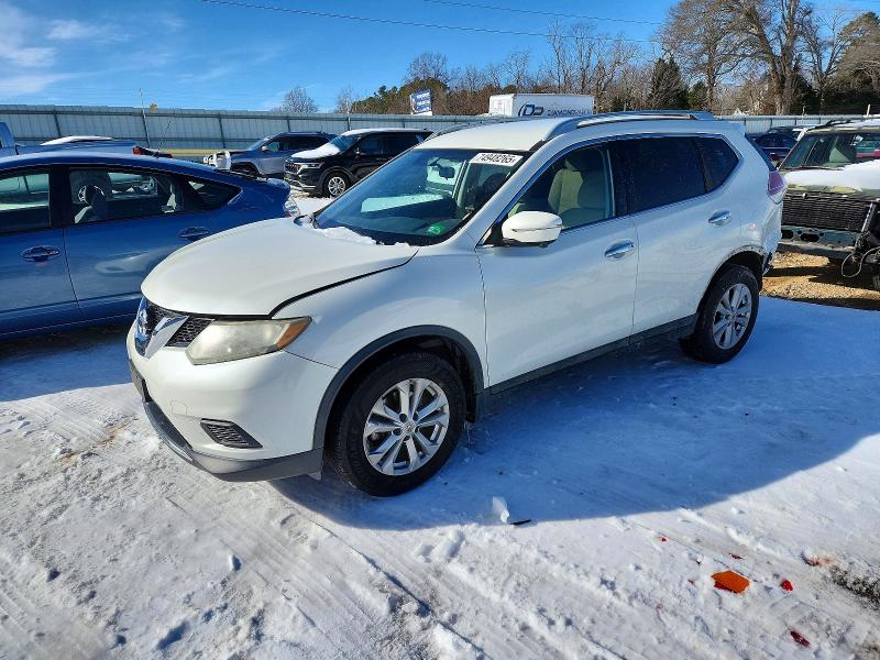 NISSAN ROGUE S 2015 with VIN 5N1AT2MVXFC846412 - Photo from auction
