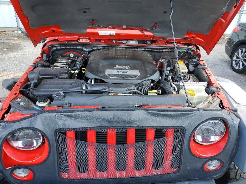Photo 11 from auction – 2015 JEEP WRANGLER U with VIN 1C4BJWFG0FL592410
