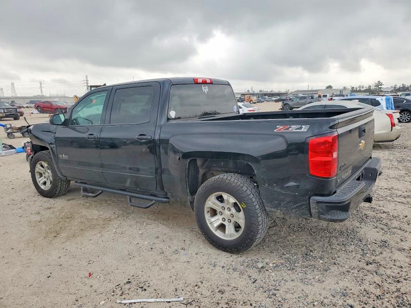 Photo 2 from auction – 2017 CHEVROLET SILVERADO with VIN 3GCUKRECXHG428376