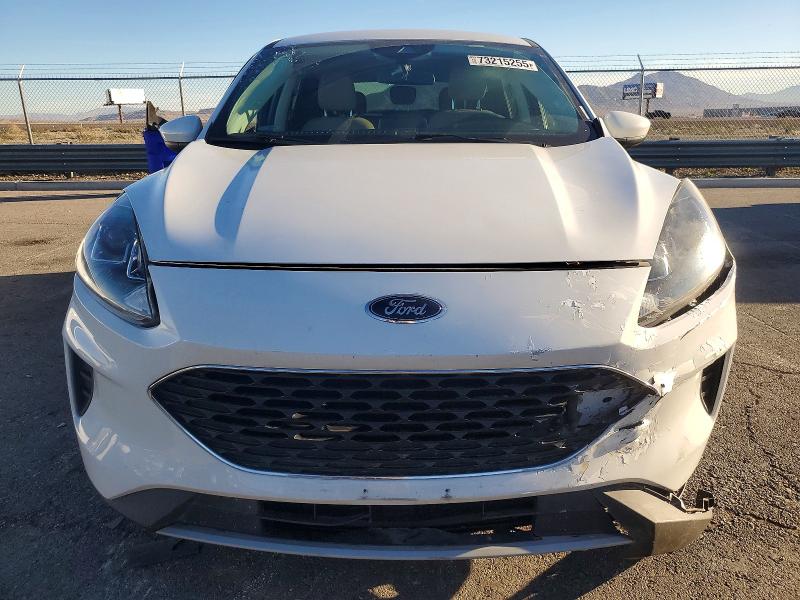 Photo 5 from auction – 2021 FORD ESCAPE with VIN 1FMCU9G68MUA38618
