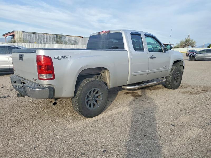 Photo 3 from auction – 2011 GMC SIERRA with VIN 1GTR2VE34BZ167848