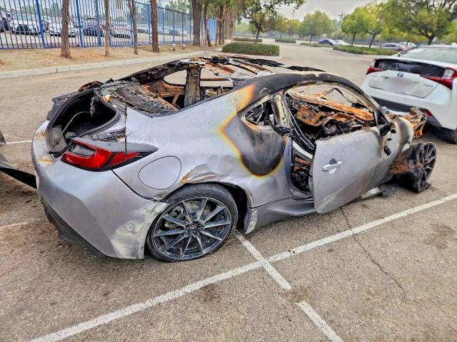 Photo 3 from auction – 2022 TOYOTA GR 86 PREM with VIN JF1ZNBE16N9753272