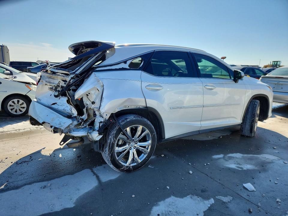 Photo 3 from auction – 2018 LEXUS RX with VIN 2T2ZZMCA8JC099162