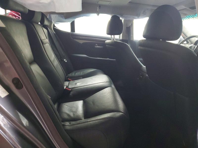 Photo 10 from auction – 2017 LEXUS LS 460 with VIN JTHCL5EF5H5028856