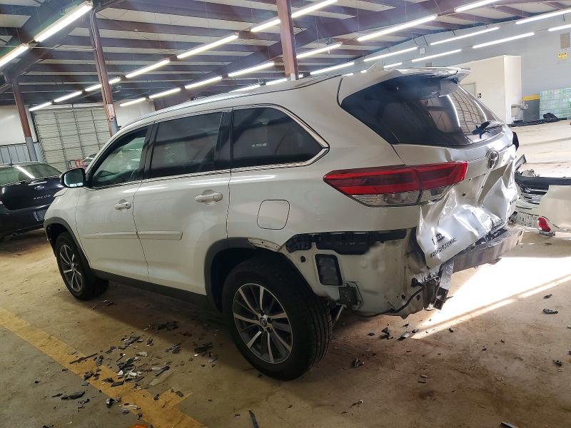 Photo 2 from auction – 2019 TOYOTA HIGHLANDER with VIN 5TDJZRFH4KS991568