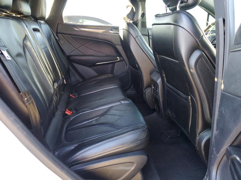 صورة رقم 11 من المزاد - 2015 LINCOLN MKC مع VIN 5LMTJ2AH8FUJ26353