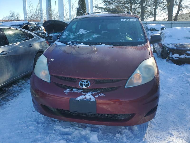 Photo 5 from auction – 2010 TOYOTA SIENNA CE with VIN 5TDKK4CC5AS339951