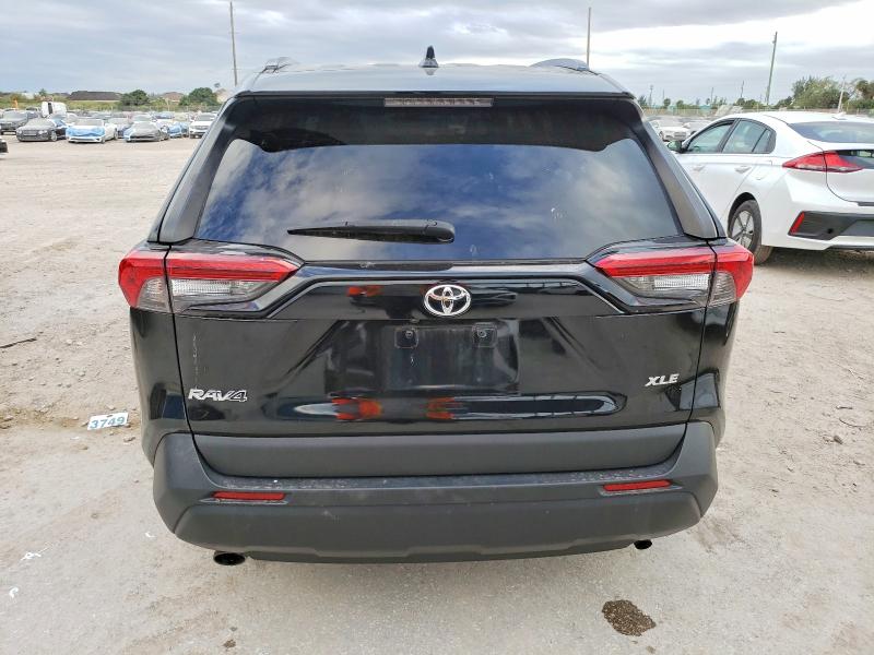 Photo 6 from auction – 2020 TOYOTA RAV4 XLE with VIN 2T3W1RFVXLC048590