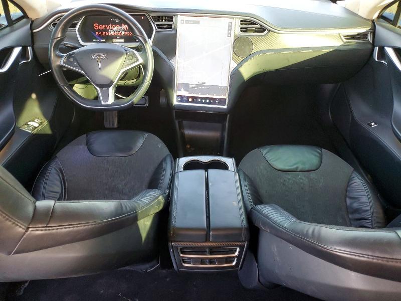 Photo 8 from auction – 2013 TESLA MODEL S with VIN 5YJSA1CN5DFP22963