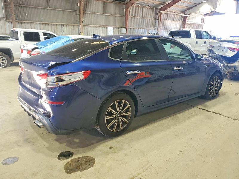 Photo 3 from auction – 2019 KIA OPTIMA with VIN 5XXGT4L34KG379704