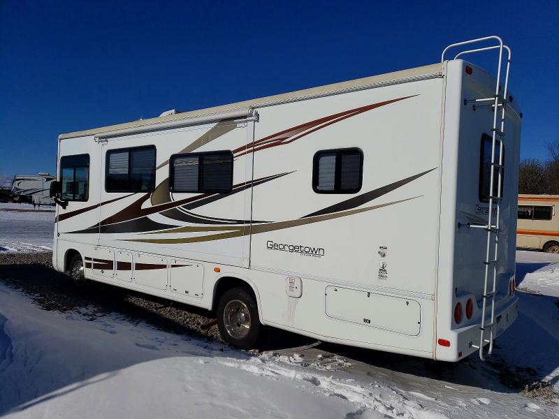Photo 3 from auction – 2011 FORD F53 with VIN 1F66F5DY9B0A03183