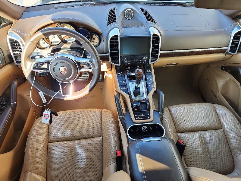 Photo 8 from auction – 2017 PORSCHE CAYENNE S with VIN WP1AB2A26HLA50470