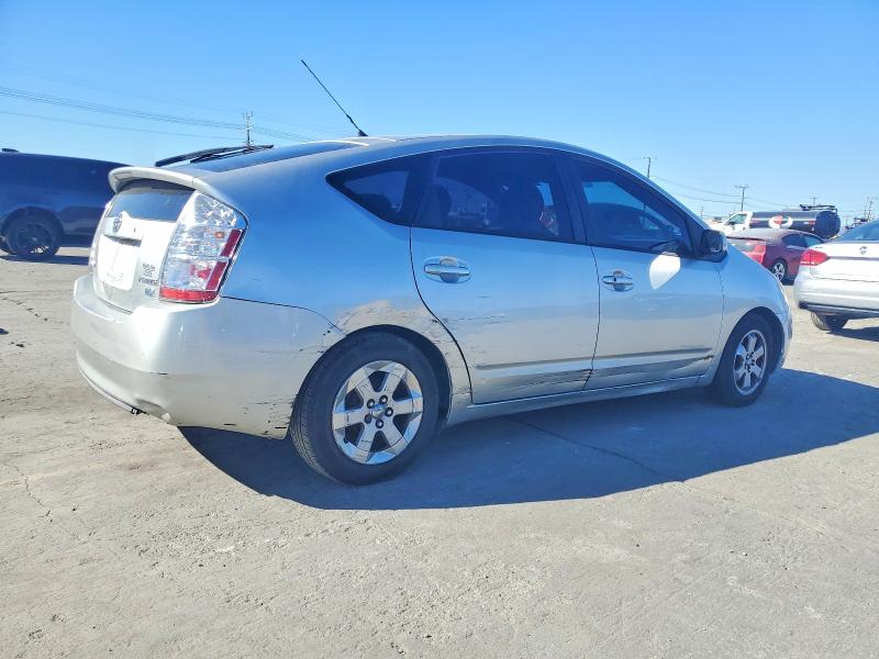 Photo 3 from auction – 2005 TOYOTA PRIUS with VIN JTDKB20U457040744