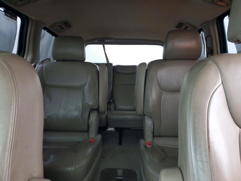 Photo 10 from auction – 2004 TOYOTA SIENNA XLE with VIN 5TDBA22C64S009457