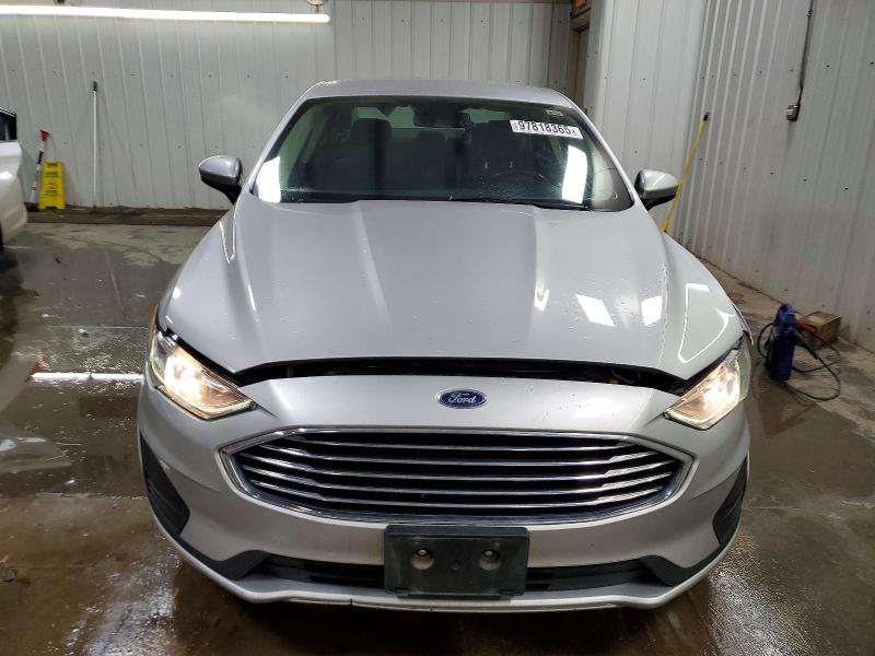 Photo 5 from auction – 2019 FORD FUSION SE with VIN 3FA6P0LU2KR165058