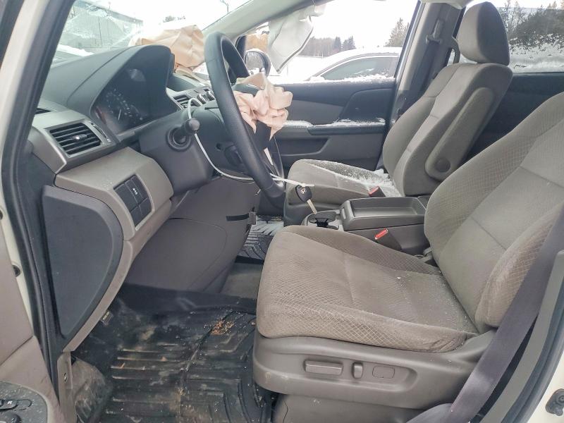 Photo 7 from auction – 2016 HONDA ODYSSEY SE with VIN 5FNRL5H33GB504645