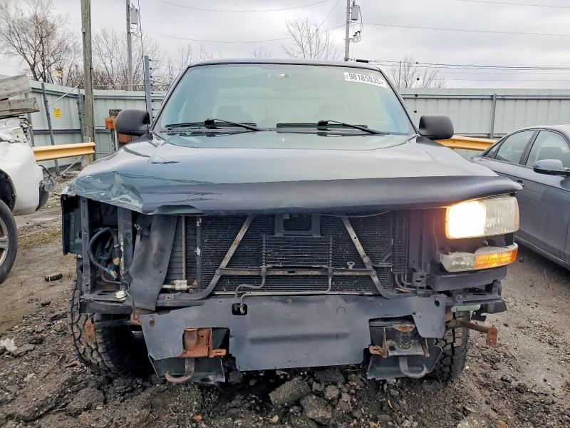 Photo 5 from auction – 2005 GMC NEW SIERRA with VIN 2GTEK19B251101305