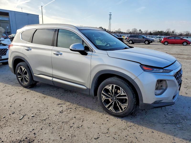 Photo 4 from auction – 2019 HYUNDAI SANTA FE L with VIN 5NMS5CAA2KH115849