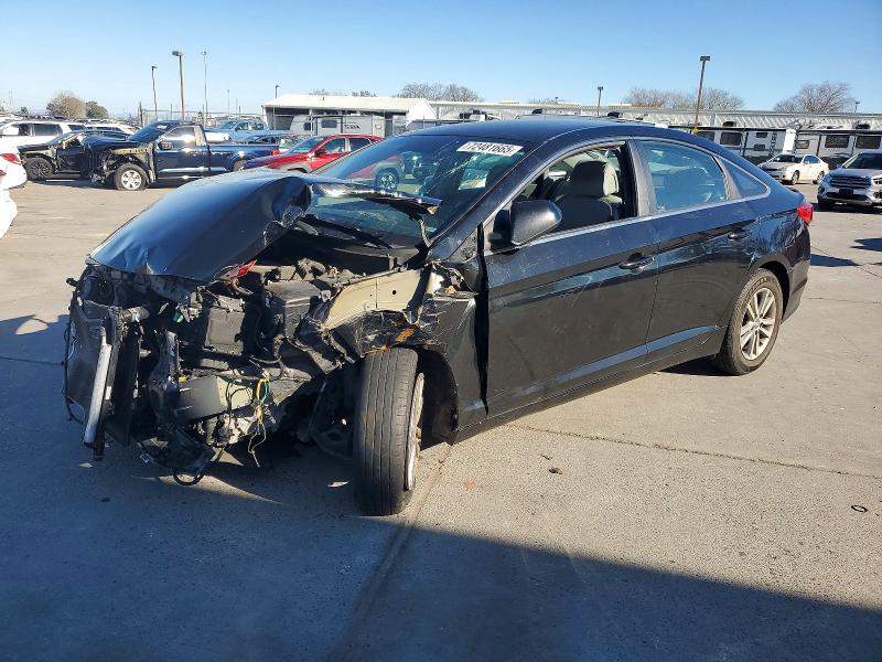HYUNDAI SONATA SE 2017 with VIN 5NPE24AF9HH438864 - Photo from auction