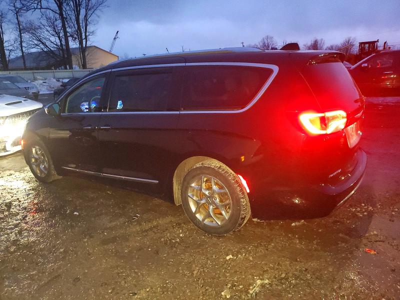 Photo 2 from auction – 2017 CHRYSLER PACIFICA L with VIN 2C4RC1GG8HR754322