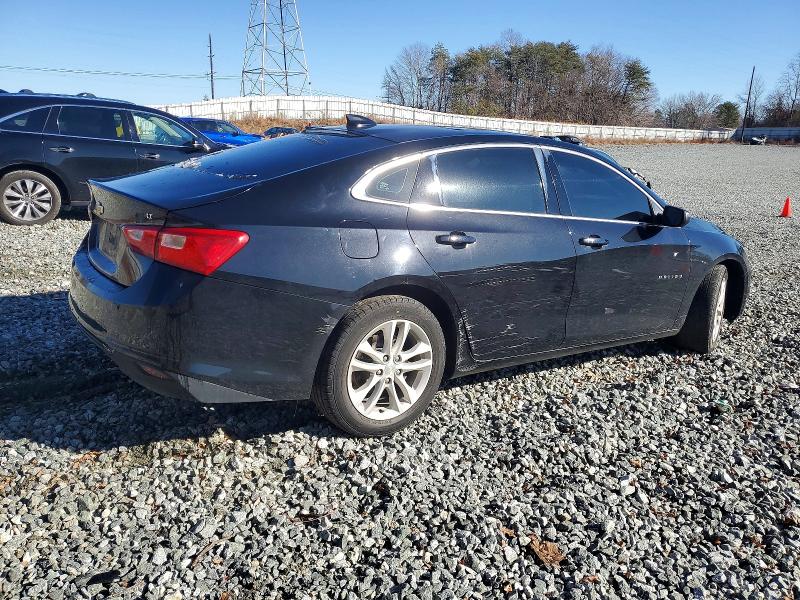 Photo 3 from auction – 2018 CHEVROLET MALIBU with VIN 1G1ZD5ST5JF152492