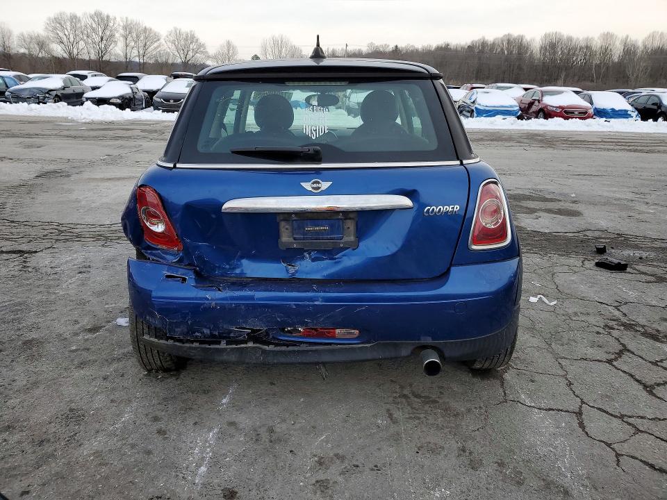Photo 6 from auction – 2013 MINI COOPER with VIN WMWSU3C58DT687302
